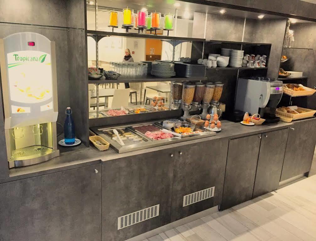 Hotel Restaurant L'Evidence Нёшато Экстерьер фото